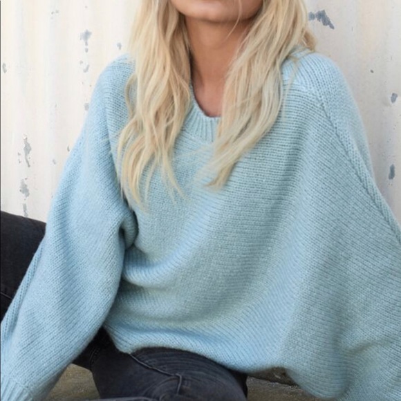 *NWT* GARAGE DOLMAN CREWNECK SWEATER - XS - Picture 4 of 10